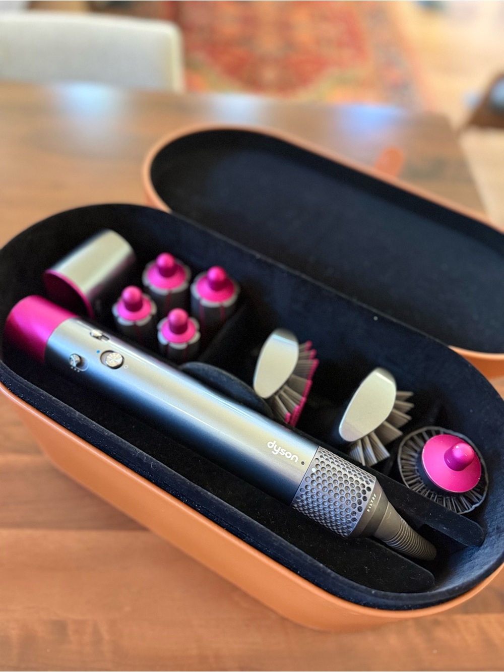 Dyson Airwrap - Complete Multi Styler Nickel & Fuschia with Leather Case - Picture 12 of 14